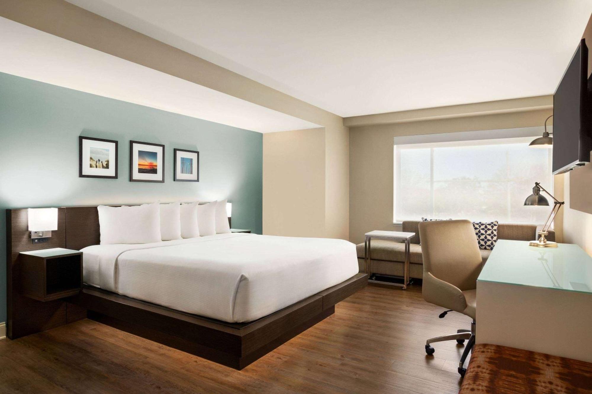 Wyndham Newport Hotel Middletown Exterior foto